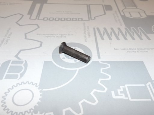 Klinknagel 8x35mm. tbv. schakelplaat